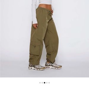Tiger mist Trinity pants khaki in size xs
